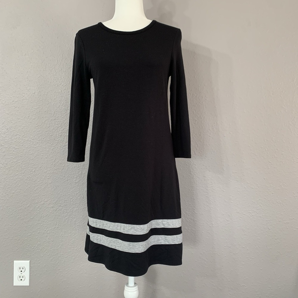Willi Smith Women's Size S Black Gray Stripes Long Sleeve Shift Dress Modal